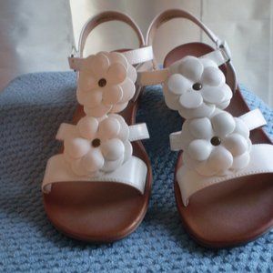 new SOUL NATURALIZER SING 2 WHITE SANDALS SZ 9M